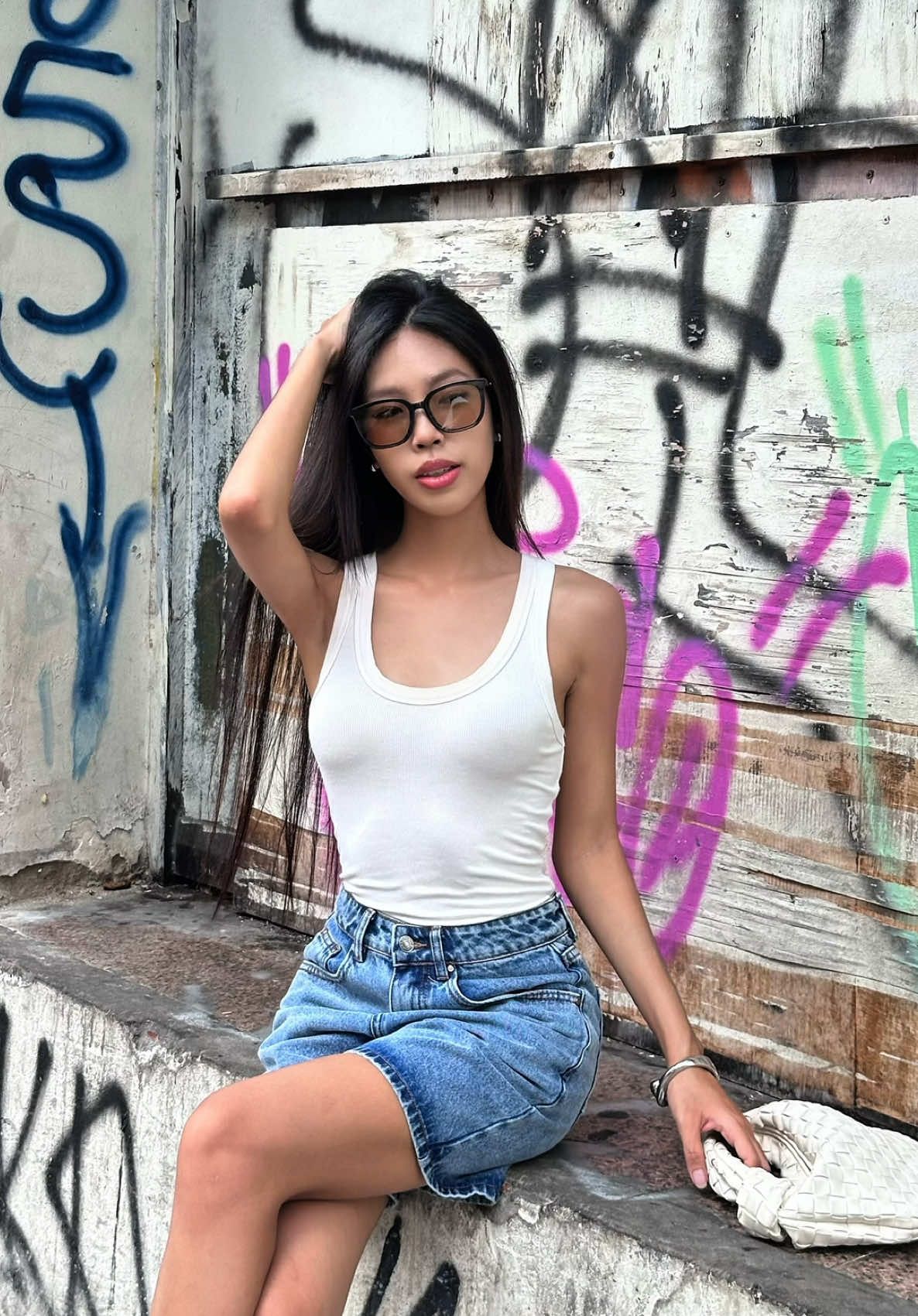 buổi cf ko chụp hình là buổi cf chêc 🙂‍↔️#aaajeans #outfitcheck #outfitideas #diadiemchupanh #fyp 