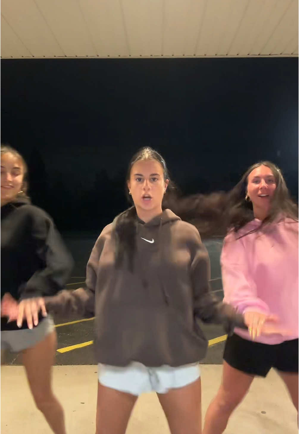 new dance duh @M Y A 💌 @skippy (dc:us!!) #dance #trio #besties #fyp #foru