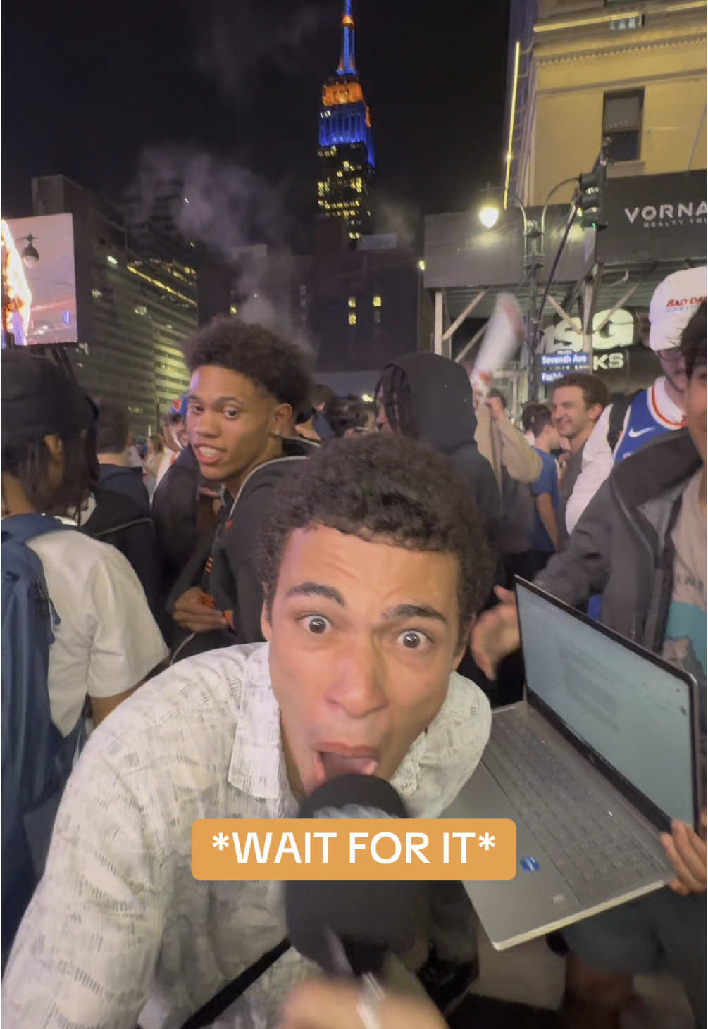 KNICKS IN 6 😤 #msg #knicks #knickstape #knicksnation #NBA #nbaplayoffs filmed by @Ben Putzer 🎥