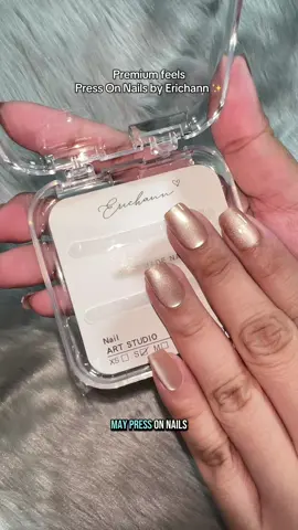 Get my weekly press on nails ready with me! ✨💅🏻 #pressonnails #nails #handmadenails #handmadenailart #pressons #pressonnailstutorial #erichann #erichannnails 