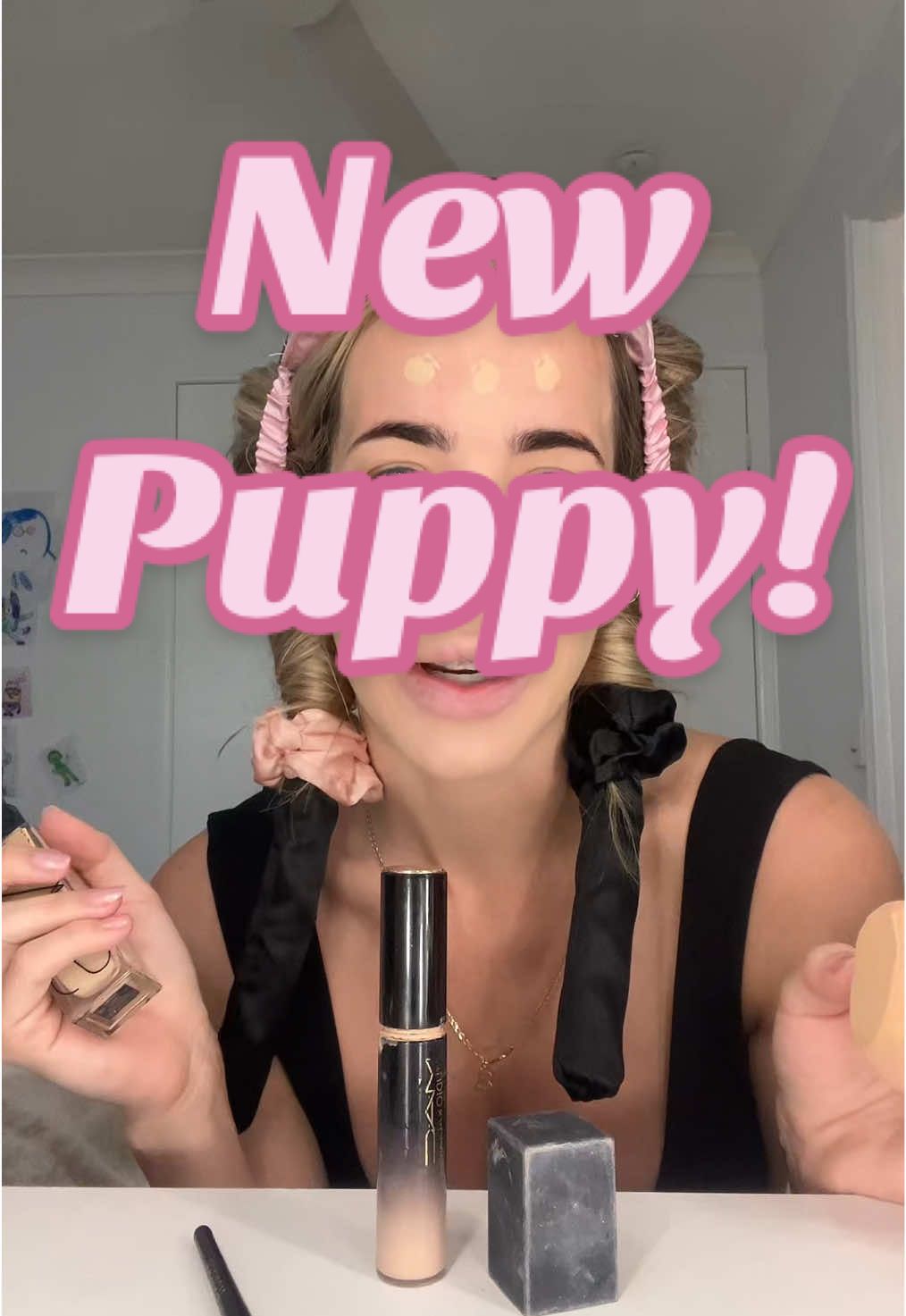 Who’s ready to see our new little addition?🐶🐾🥺 #newpuppy #Home #puppylove #fyp #family #newdog #foru #hunnyandbillie 