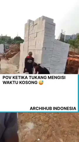 hiburan ala tukang kalah dicor?  #tukang #gabut  kredit : archihub indonesia