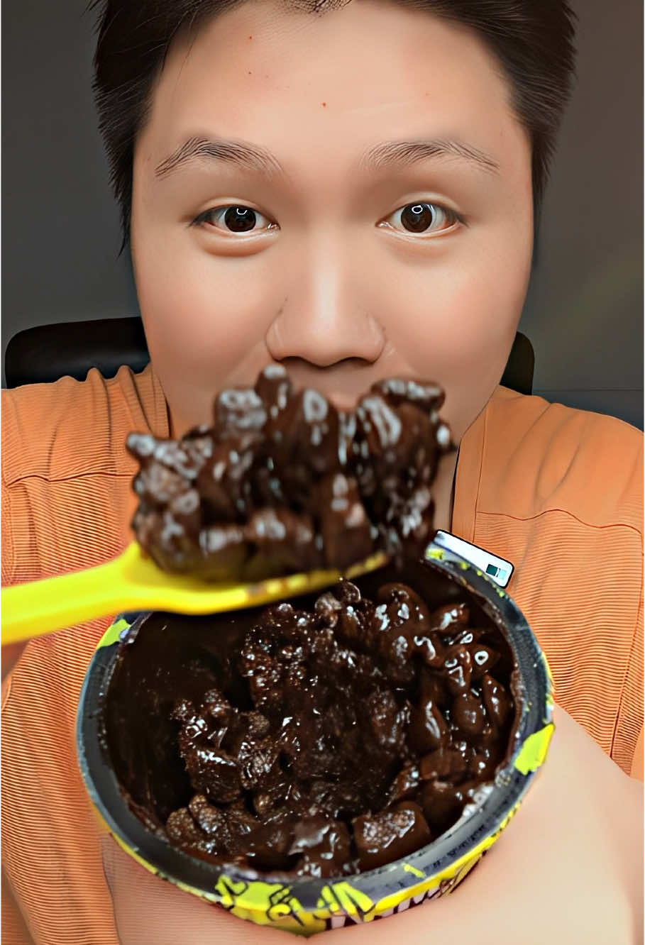 Nay ăn socola nims nha #socola #socolanims #socolanoidiatrung #socolanguyenchat #socolatuoi #banhsocola #banhsocola🍫 #bánhsocola #tunauan68 #reviewdoan #LearnOnTikTok #reviewanngon #monngonmoingay #ancungtiktok #xuhuong #thinhhanh
