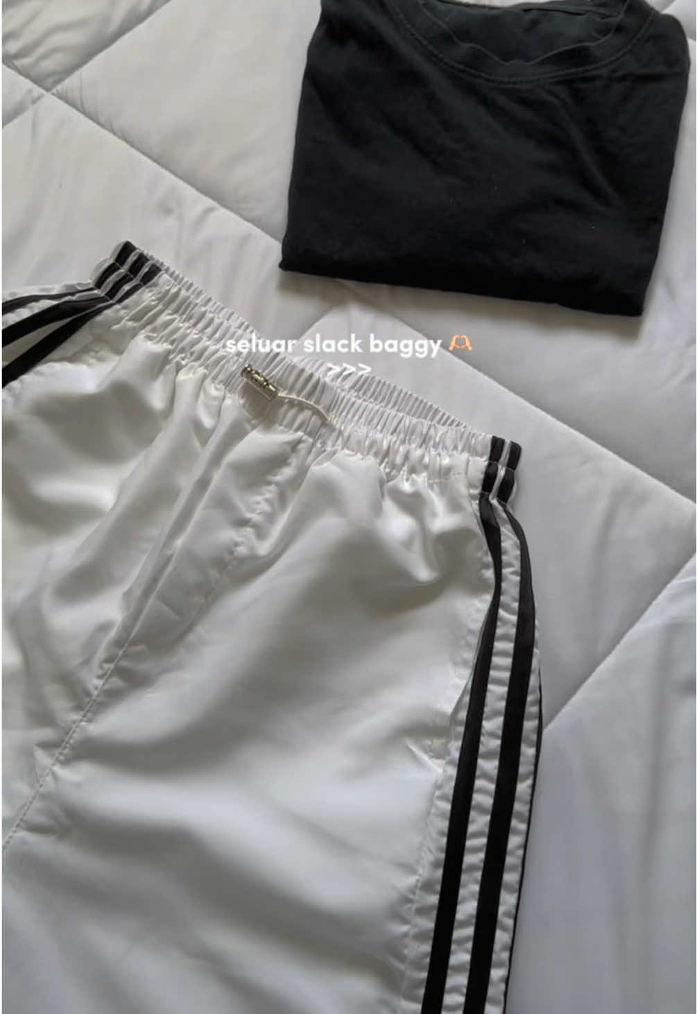 seluar trackk ye bukan seluar slack 🤣