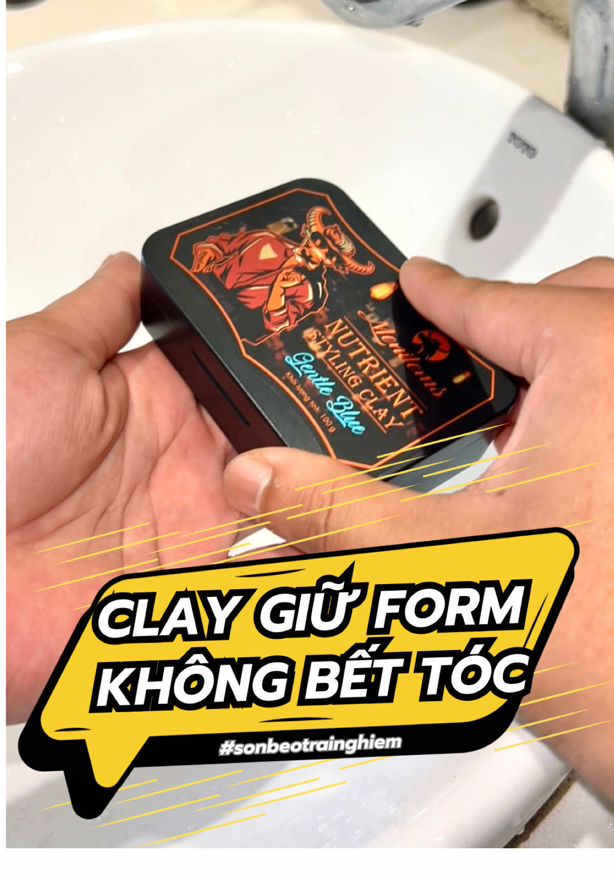 Clay hãng mà giá học sinh sinh viên. Mùa hè dùng loại này vuốt lên nhìn chất tóc tự nhiên mà không bị bết nhé anh em #sonbeotrainghiem #menitems #sapvuottoc #sapvuottocnam 