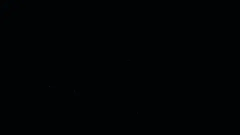 ”chỉ cần em muốn chiều tà buông xuống nhẹ nhàng ôm lấy vỗ về..“