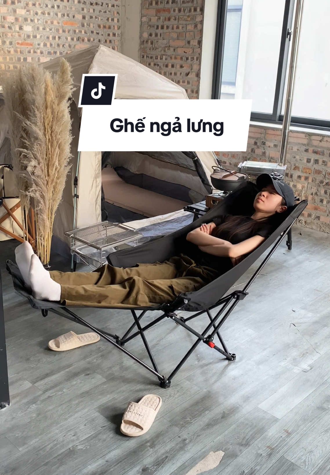 Ghế ngả lưng thiết kế kiểu võng ôm trọn cơ thể đem đến tư thế ngồi thoải mái #ghemattrang #ghegapgon #ghecamtrai #xuhuong #xuhuongtiktok #xh #review #banghecamping #giadungtienloi #giadungtrend #giadunggiadinh #dogiadung #giadungtienich #ghengalung #ghesanvuon #ghecauca #ghegacchan #ghecamping #campinglife 