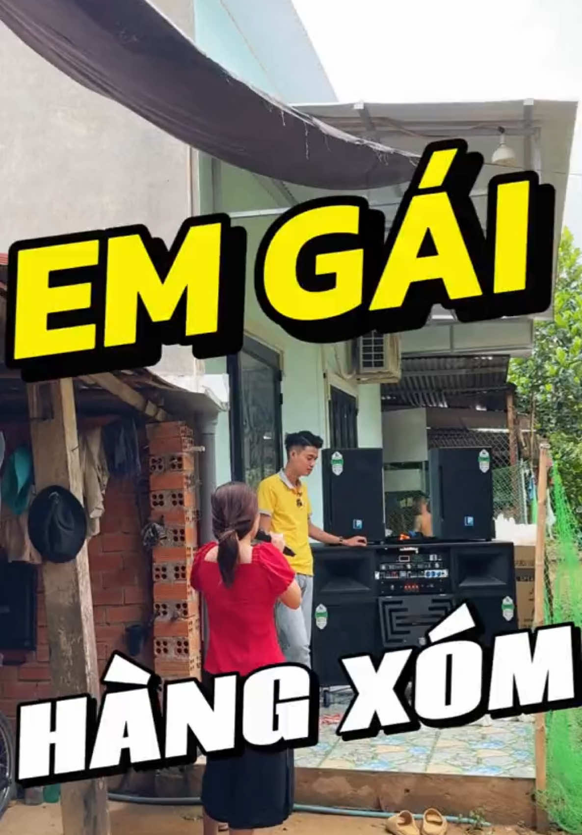 EM GÁI HÀNG XÓM HÁT TRÊN MẪU LOA J10000S TẠI NHÀ KHÁCH HÀNG Ở TÂN PHÚ - ĐỒNG NAI #loacongsuatlon #loahaynhat #loa_kéo_dien #J10000s #xuhuong 