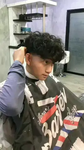 Perming x Blowout tapper Yang rambut nya mau kece kaya gini langsung call me guys📲 Instagram: @mr.brave barbershop  📌lokasi jl.bintara jaya no.56 bekasi barat  #barbershopconnect #barbershopbekasi #bekasihits #fypシ゚ #idamanmu 