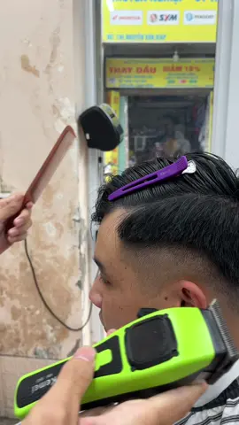 Tập kê lược cùng kemei 1862#tuongbarbertraining #tuongbarber #xuhuong #tuongbarberviyeu #barber #xh 