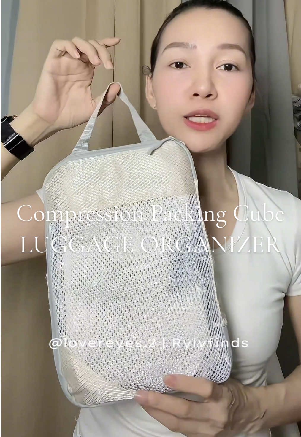 sa wakas may organizer na ng damit sa maleta haha hindi na sasabog ang mga damit namin sa bakasyon! Kasi organize na😍 #luggageorganizer #conpressionbag #organizer #clothorganizer #packingorganizer 