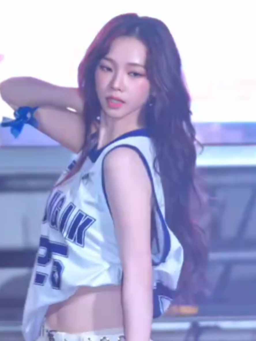 karina fancam #karina #fancam #fancams #kpop #fyp #trending #seu1g #viral #aespa 