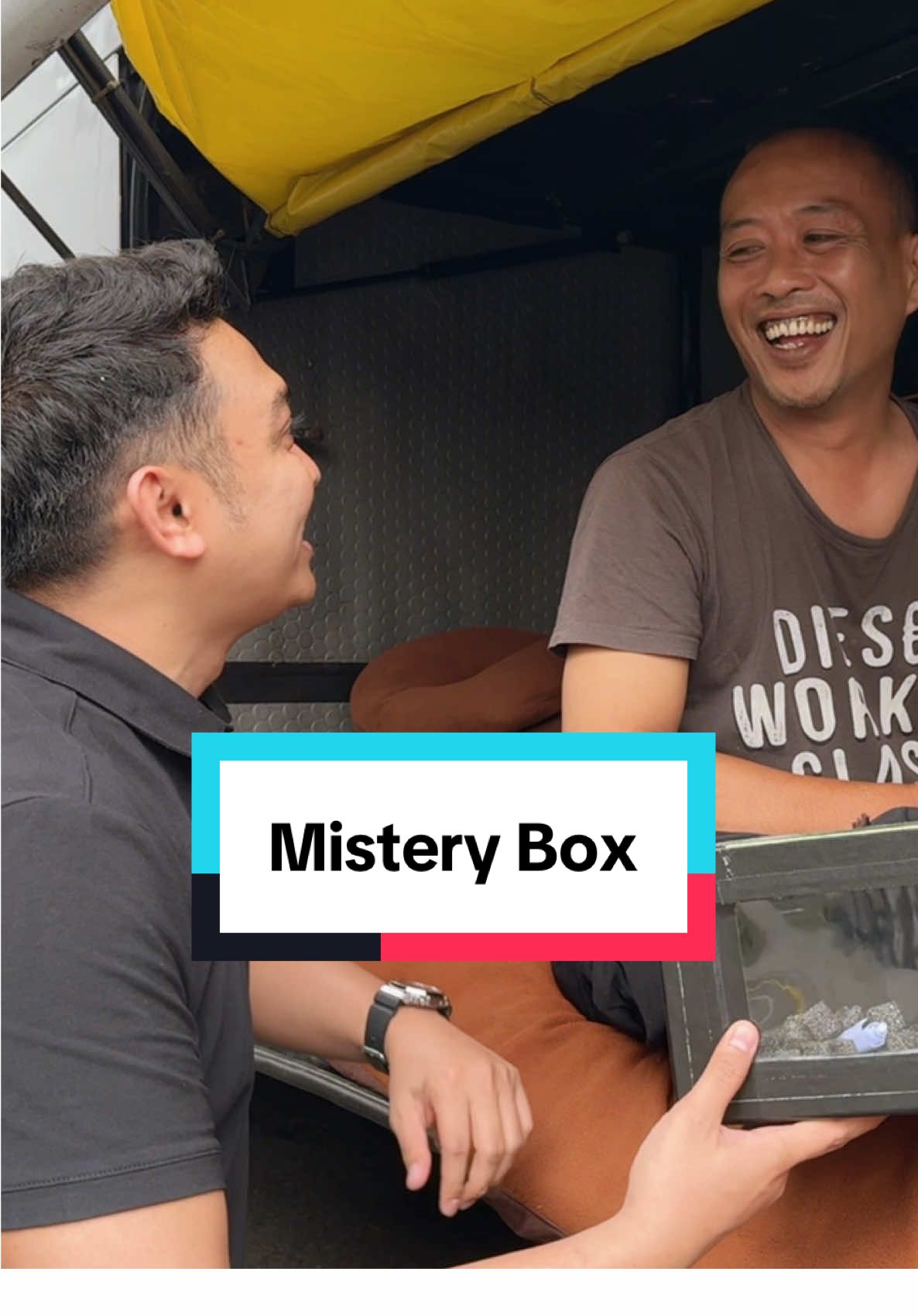 Mistery Box buat pak sopir bus 😁🥳 #serunyaberbagi #berbagikebahagiaan 