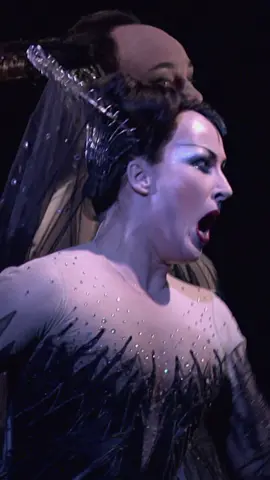 Queen of the Night... or Queen of the Animal Kingdom? 🤔 Either way, she’s returning to our Main Stage next Season as Mozart’s The Magic Flute returns on 10 October. 🎟️Tickets go on sale from 2 July. #Opera #TheRoyalOpera #TheMagicFlute #Mozart #QueenOfTheNight #RoyalBalletAndOpera