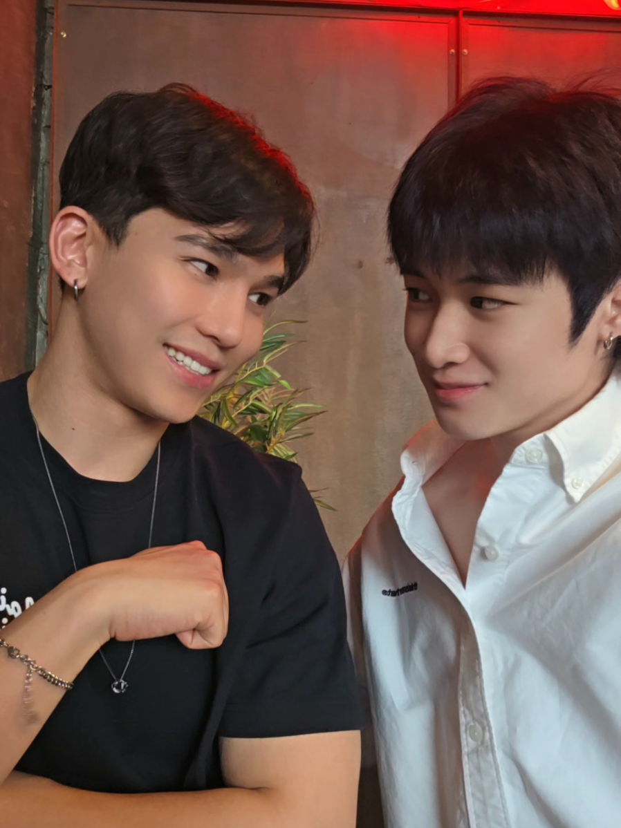 เพลงมันพาไปหนะ @natasitt 