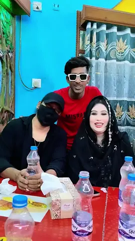 লায়লা কি বলল ডান্স ক্ষেত্রে সবাই শুনে আসুন  #লেয়ালা #vairal #HBDT #dance #ব্ল্যাক_ডান্স_গ্রুপ #dsk_dance #dsk_sumon_khan 