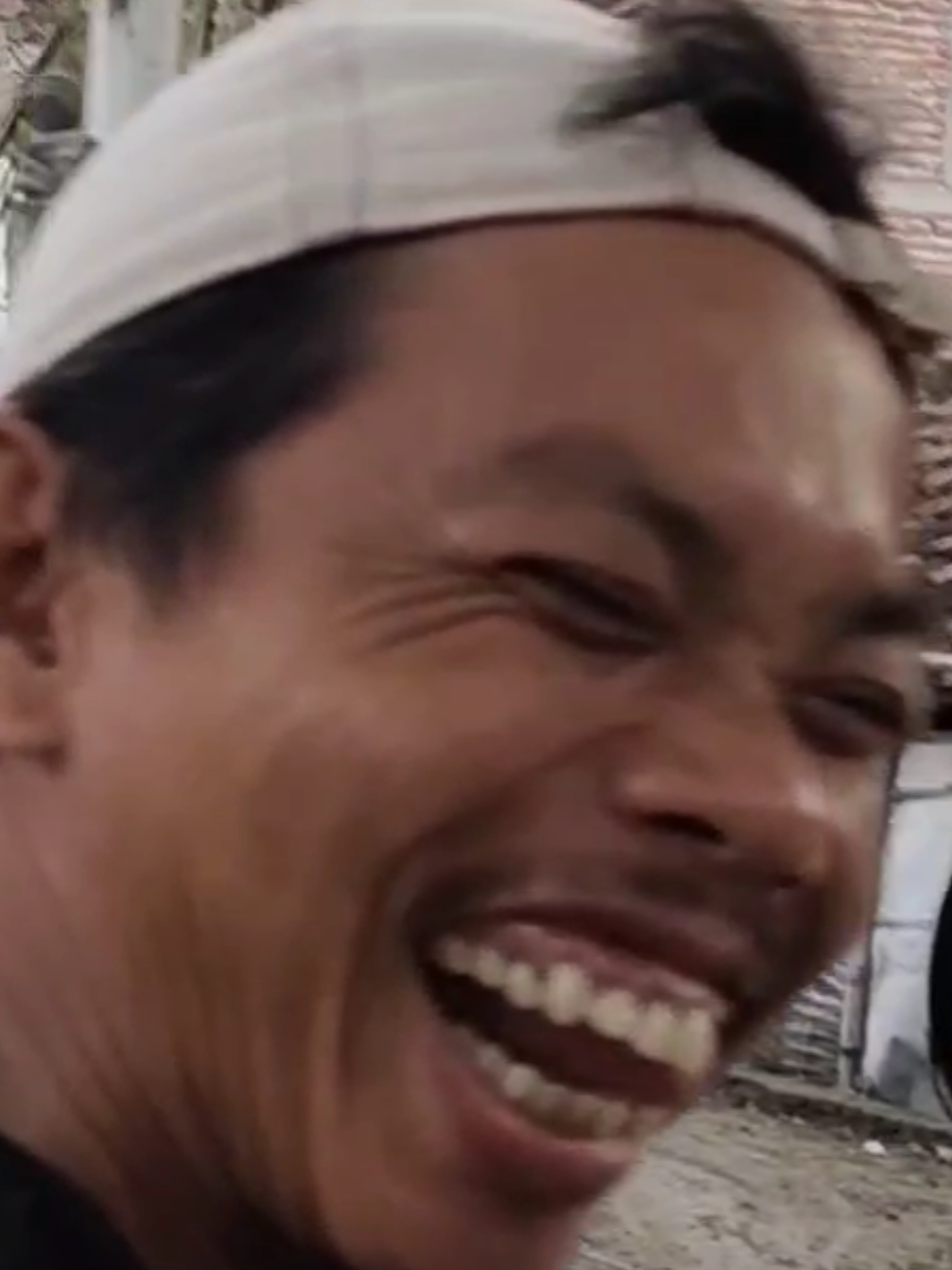 jiwaku meronta ingin segera alih profesi...😂😂😂 #cilor  #bahagiaitusederhana  #bakulcilok  #kuliner  #jajananviral  #jajananjadul  #fyp  #videoviral  #sorotan  #damai 