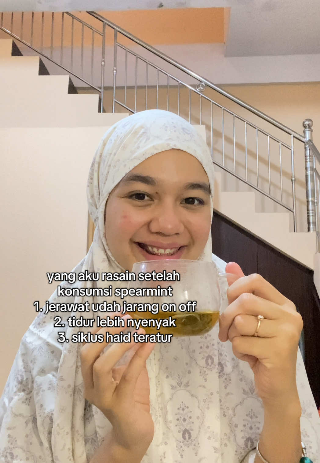 #spearmint #spearminttea #spearmintteaforacne #spearmintteaforacne #spearmintteaforpcos #pcos #pcosfighter #jerawat #jerawathormonal #haidtidakteratur
