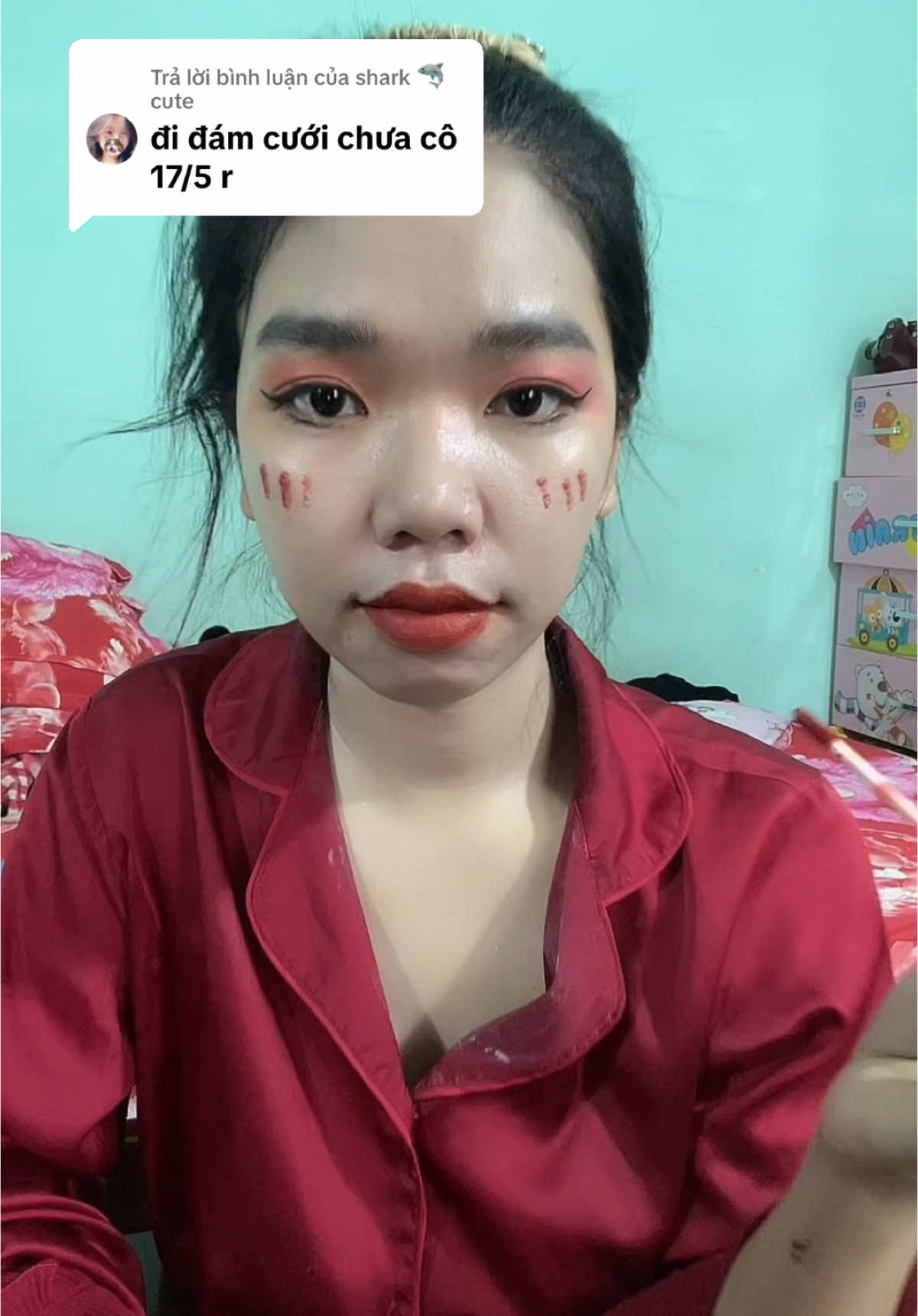 Trả lời @shark 🦈 cute giờ cô đi nè con ,, mọi ngừ đón coi tấu nay tui dỡ được những gì nè 😬😬.                             #nhatro #mebimxaykenh #xuhuong 