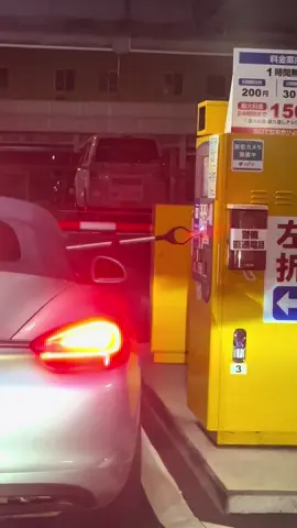 左ハンドルあるある(？) 左ハン日本では助手席必須‼️ #ポルシェ #ボクスター #porsche #boxster #おすすめ #山口 #05 #車好きと繋がりたい #porsche981 #左ハンドル #左ハン #左ハンドルあるあるw 