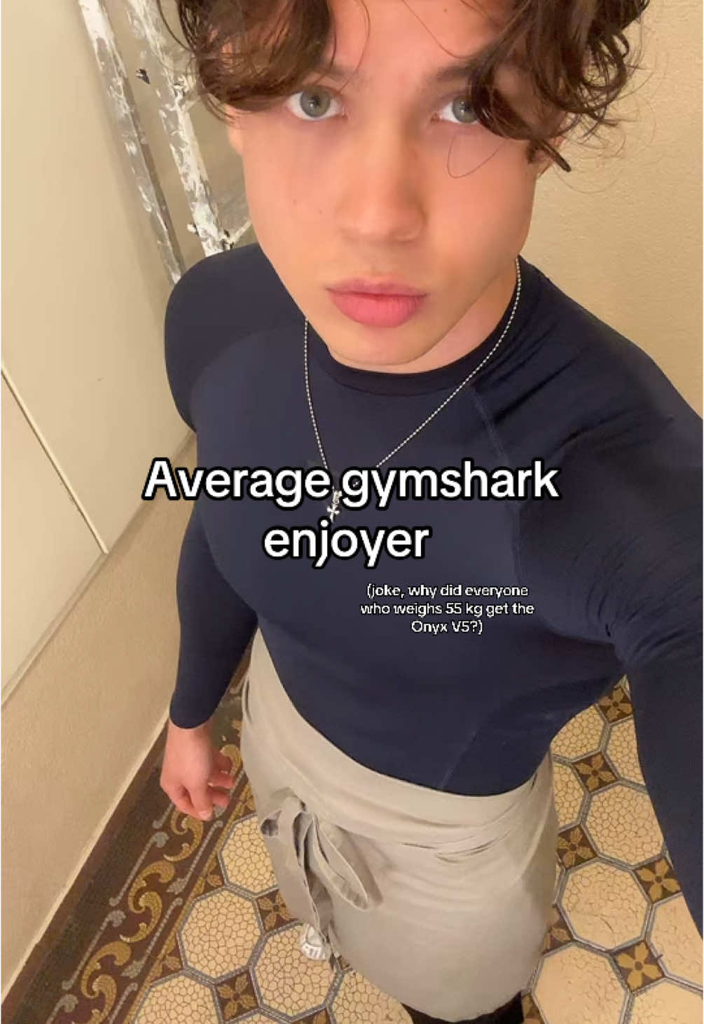 300€ resell for gymshark is crazy work… 🤓 #gymshark #onyx #davidlaid #gym #onyxv5 