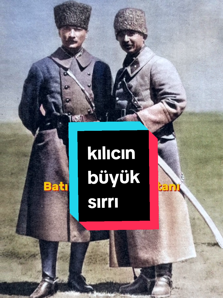 Mustafa Kemal Paşa'nın kılıcının büyük sırrı. 1922'de son aşamasına gelinen Kurtuluş Savaşı'nın son aşaması İzmir'in alınması oldu. Bu dönemde Buhara'dan Ankara'ya bazı hediyeler gelmişti. Bunlardan üçü de Emir Timur'a ait kılıçlardı. Bu kılıçların manevi bir anlamı vardı. Uzun yıllar alınamayan İzmir'i 1402'de fetheden Timur şehrin Türk hakimiyetine girmesini sağlamıştı. 1919'a kadar Türklerin elinde olan şehir 1922'ye kadar Yunanların işgaline uğradı. İzmir'in alınmasına öncesi gönderilen bu hediyeler de şehrin Timur'un şehri almasına gönderme yapan önemli armağanlar olmuştu. . . . #timur #emirtimur #atatürk #ismetinönü #mustafakemalpaşa #şerafettinbey #izmir #kurtuluşsavaşı #millimücadele #9eylül #muhabbir