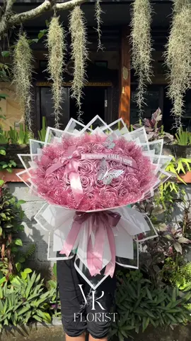Si Best Seller😍🎀🌷 #satinbouquet #satinflowerbali #floristbali #graduationgift #satinflowers #buketsatinbali #fyp 
