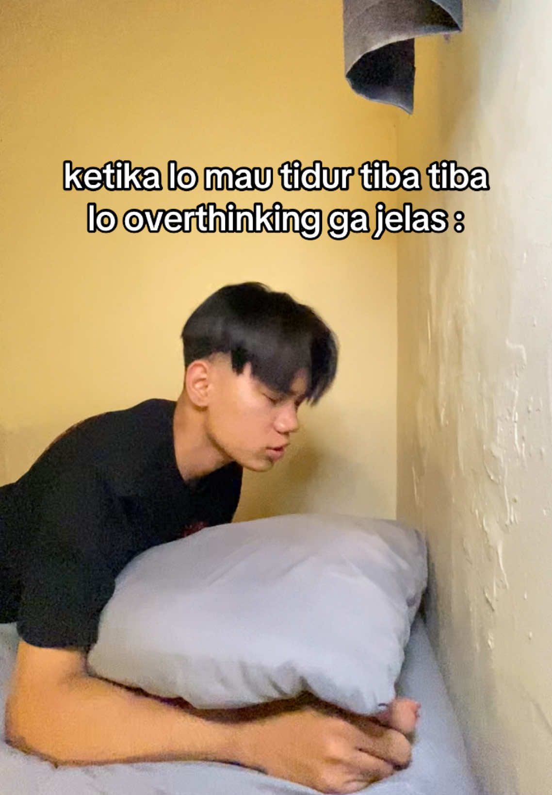 mau tidur aja banyak drama 😭