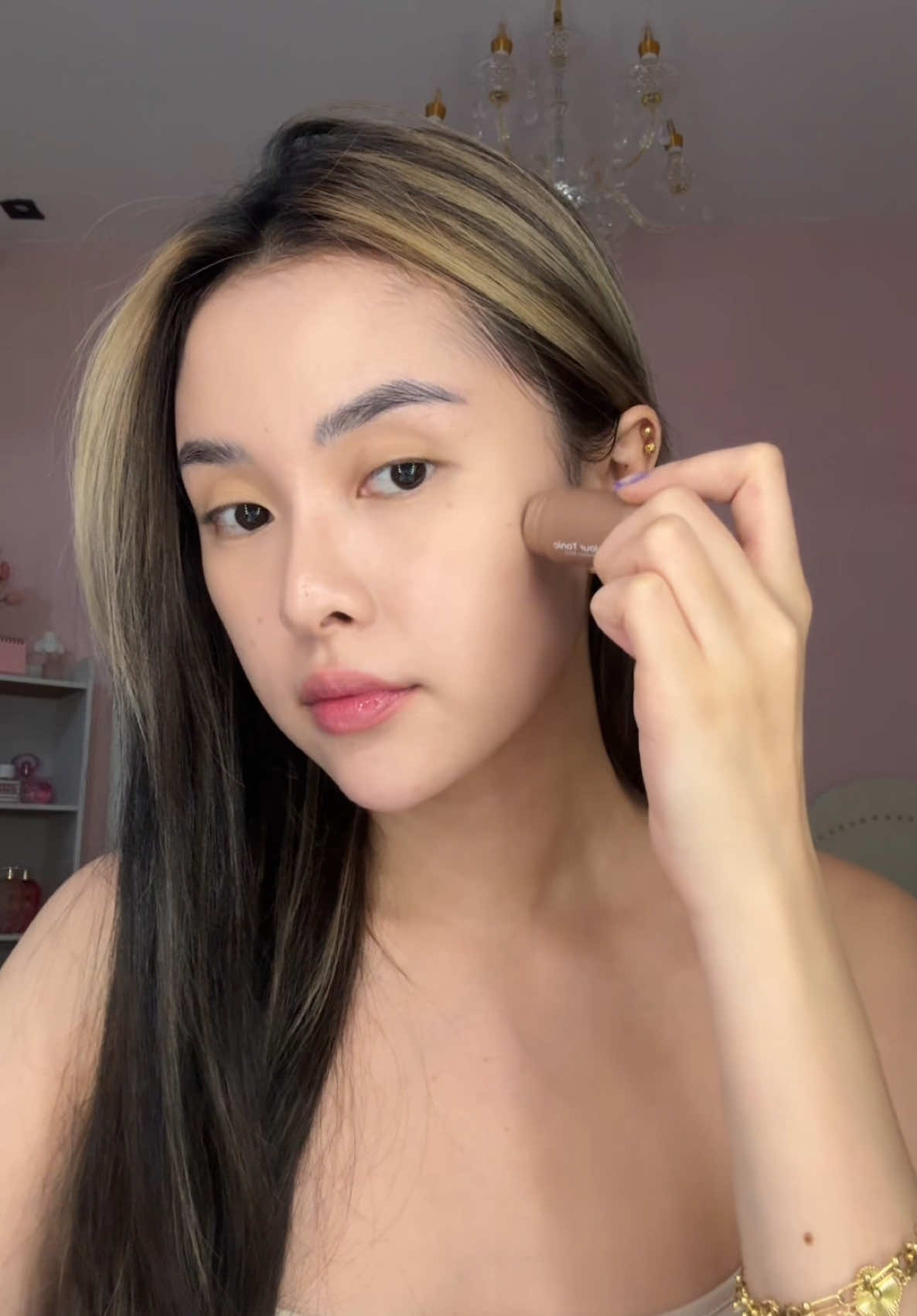 such a pretty brontour shade hehe @Detail Cosmetics colour tonic in suede #bronzer #contour 