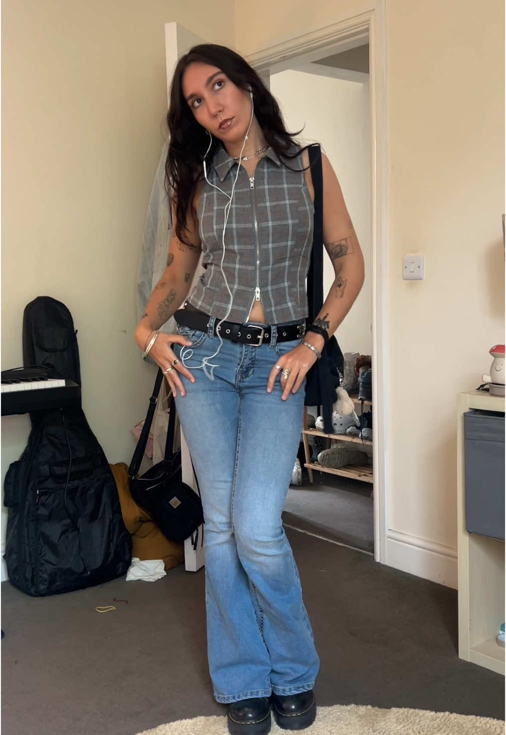 channelling my inner 80s rockstar gf 🤟🏼🤟🏼#OOTD #outfitinspo #fitcheck 