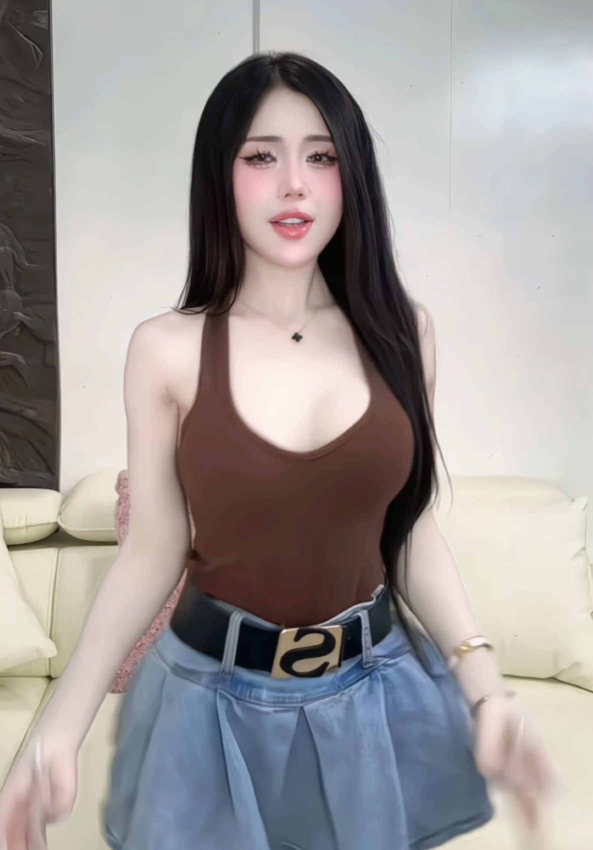 Toànn là dối lừaaaa 🙄 #xuhuong #viralvideo #trending #girls #xinhdepmoingay #gaixinhtiktok #outfit  #Huonglan 
