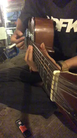 Titik Kumpul PT Pencari Cinta Sejati 😅  @Febriii2204 kang melodi 🔥 #VoiceEffects #fyp #fypシ #melodigitar #introgitar #gitartongkrongan #gitarcover #genjrengangitar #cover #nyanyibareng #tempatnongkrong #powerchord #petikangitar #rinduku #dpaspor 