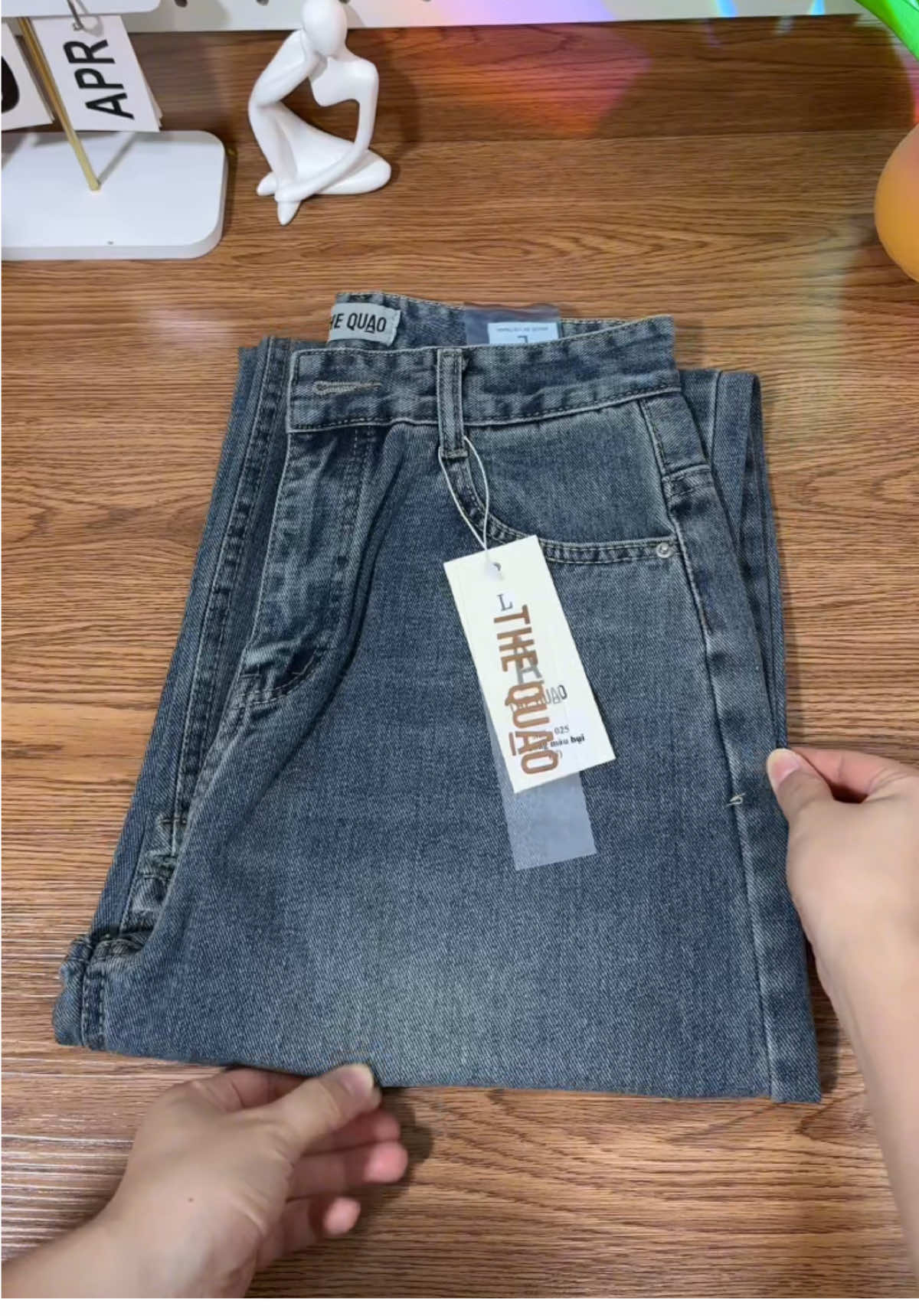 THE QUẠO Quần Jeans Lưng cao ống suông #xuhuong #quanjean #quanjeannuongrong #thequao #review #thoitrangnu #outfit 