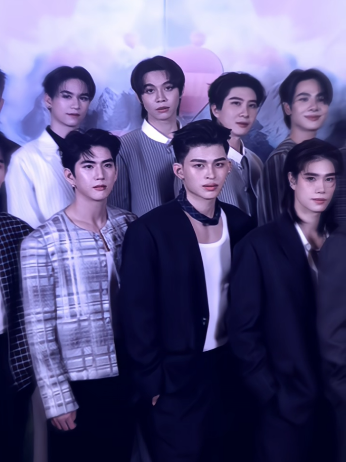 GILA GUE GILAA😭 | cr : @yeon —✮ am prem di bio | #LOLFANFEST2025D1 #LOLFANFEST2025 #gmmtvboys #thaienthu #4u #fyp 