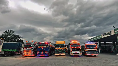 မြန်မာပြည်က🚛ကားချောကြီးများနဲ့တွေ့ဆုံခြင်း🚚 🤒#myanmar🇲🇲 #truck #f #fy #foryoupage #ကျောက်ပန်းတောင်း🤘🤡🤡🤘@👉🤫Kpg Foe Tay🤫👈 @🚛🚛🇲🇲အငယ် ကောင်🇲🇲🚛🚛 @Kyaw gyi✌️💜 @kaungchitzaw4 @ye.zaw.naing575 @ukhant800000 @aungbomin009 @kpgoochanlay296 #ရောက်ချင်တဲ့နေရာရောက်👌 #ကားချစ်သူများ🇲🇲🇲🇲🇲🇲 #ကားဆရာညီကိုများအားလုံးဘေးရန်ကင်းပါစေ 