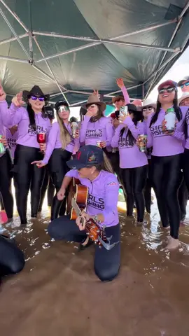 Bora pescar mulherada !  #pesca #pescaria #rioaraguaia #girlsfishing  #pescariamulher  @Girls Fishing 