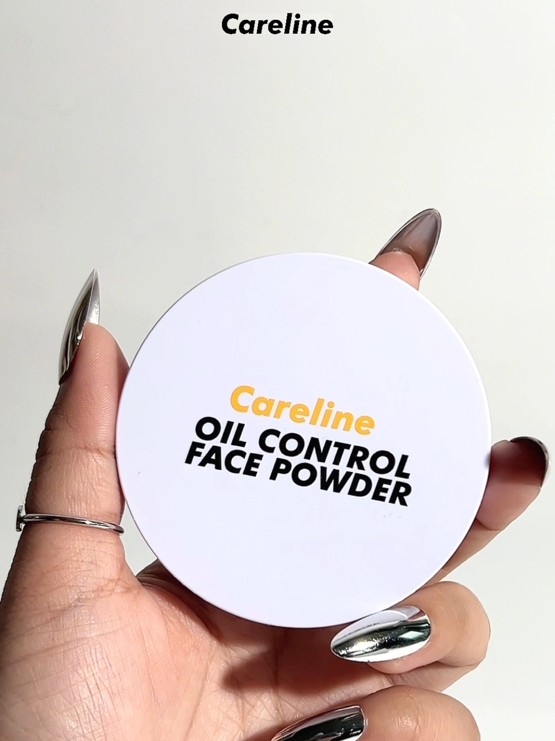 Go beyond basic setting powder. Careline Face Powder delivers a smooth, perfected complexion.  #CarelinePH #BetterThanBasic 
