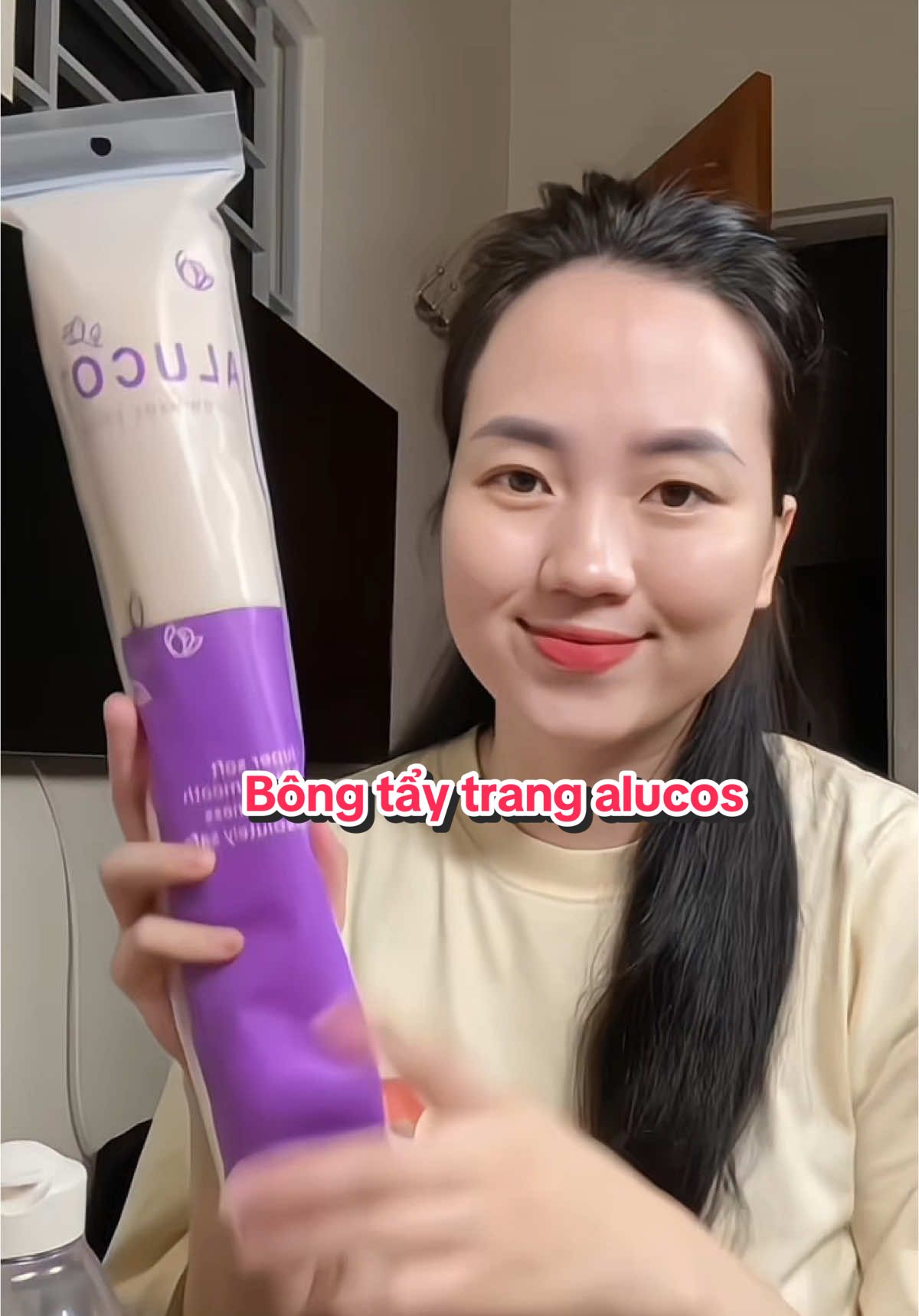 Em bông tẩy trang chân ái #bongtaytrang #bongtaytrangalucos #bttalucos #nhagogun #mebimxaykenhtiktok #mebimsua #tienichcuocsong 