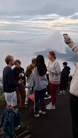 pak nepakno lagune#bromo #sewajeepbromo #bromotenggersemeru 