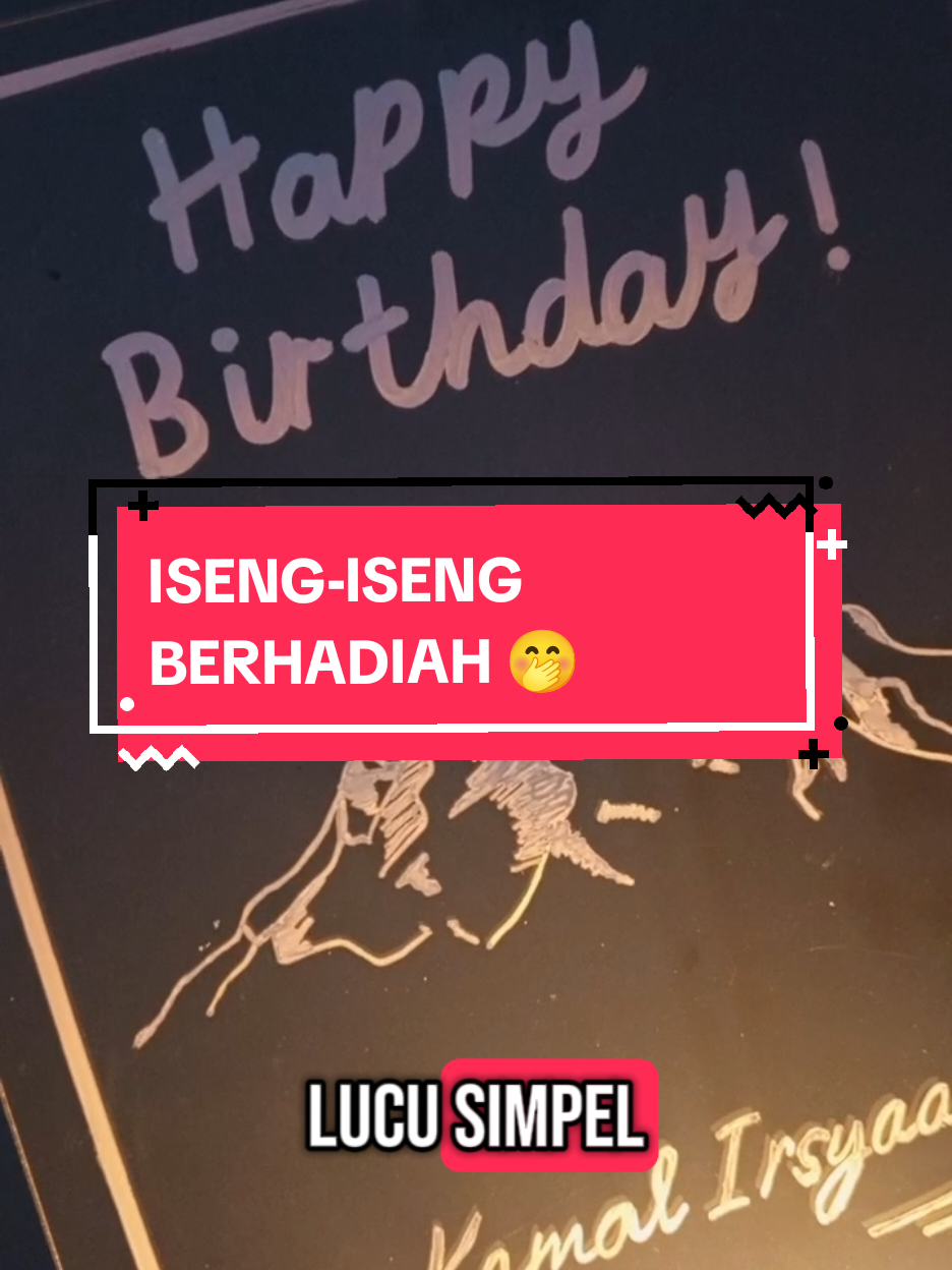 Iseng-iseng bikin kamar lebih estetik 🤭 #standakrilik #standakrilikled #standled #lampuestetik #fypp #akrilikled #akrilikcustom 