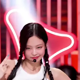 منشنوا افضل فان ل جيني بالنسبة لكم؟ #KPop #كيبوب #greenscreen #فانكامات_كيبوب #جيني #tiktok 