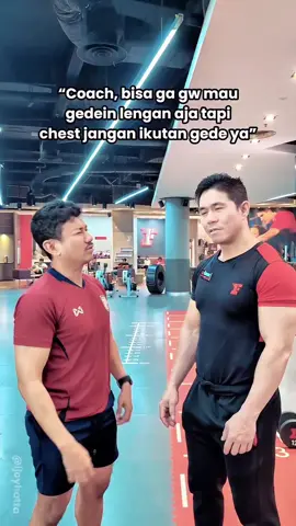 Padahal pertanyaannya gampang, kok malah bikin Personal Trainer kesel ya? Huft... Mungkin kedepannya bisa tanya yang agak susah ya, kayak 