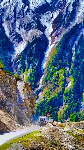 Natural beauty 😍  . . . . .  #naturetravel #nature #naturephotography #travel #travelphotography #naturelovers #photography #travelgram #wanderlust #sunset #travelblogger #landscape #naturelover #traveltheworld #instatravel #explore #photooftheday #photo #wildlife #ig #adventure #captures #perfection #Love #mountains #world #instagram #goodvibes #travelling #trip #foryoupage #foryou #fypviral ##treading_viral_video #growmyaccount #viral_video #dontunderreviewmyvideo #foryoupage❤❤ #fypツ #fypシ゚viral 