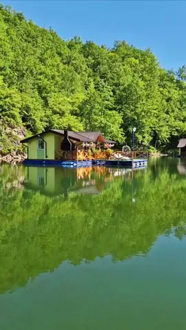 #splavbajkarackovic #drinskojezero #bosna #visegrad #🇧🇦🇷🇸🇭🇷 #fypシ゚ 