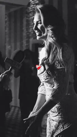 Behind every great woman are three things: her strength, her work, and her confidence and strong belief in herself.🤍🩷 my beautiful girl ✨️ 🔥 @GutierrezElizabeth_ #ElizabethGutiérrez #fashion #elybeauty #kailleylevy 