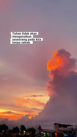 Walaupun kita tak tahu entah hadirnya membawa kebahagian atau pengalaman. #gusilham #sholawat #storyislami 