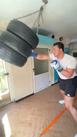 #boxing🥊 #strong #boxinglife #fast #boxingstyle 