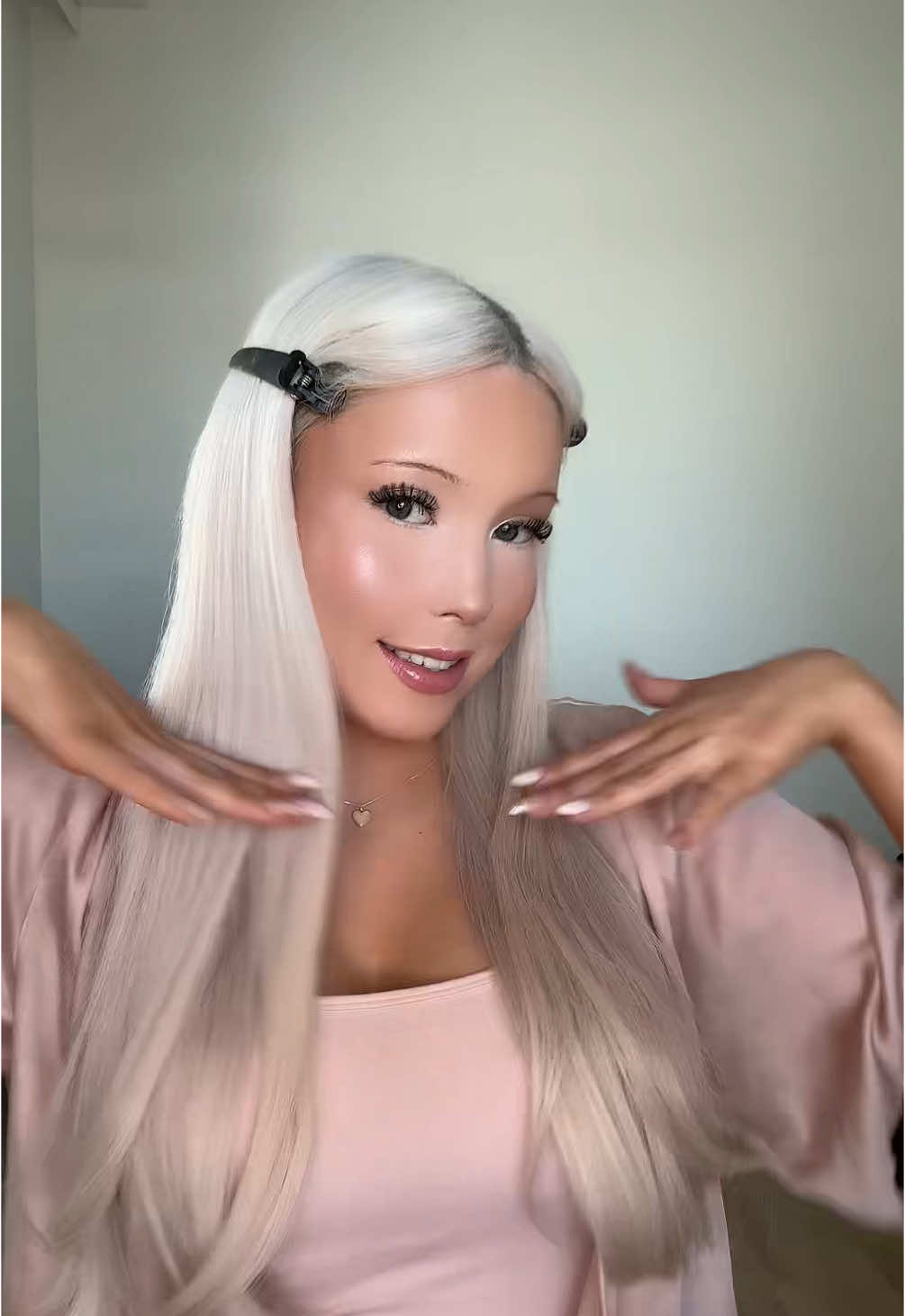 🤍🤍🌸#makeuptutorial #fyp #Summer #glowymakeup 