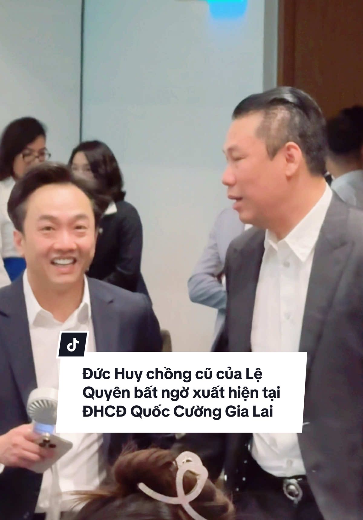 Đức Huy chồng cũ của Lệ Quyên bất ngờ xuất hiện tại ĐHCĐ Quốc Cường Gia Lai #CapCut #xuhuong #tiktokgiaitri #xuhuongtiktok #fyp #cuongdola #quoccuonggialai #batdongsan #duchuy #lequyen 