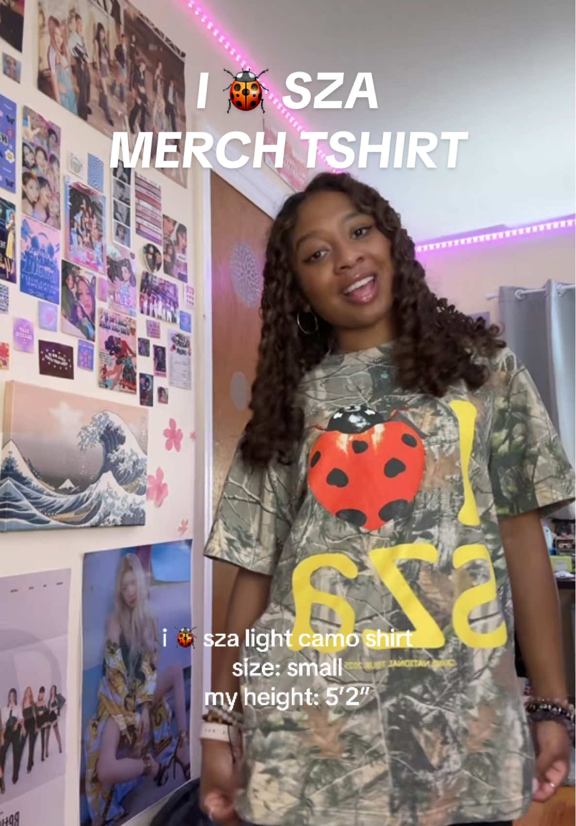 the perfect oversized shirt!! as you can see, it’s very long on me but still stylish 🐞 #sza #szamerch #merch #concerts #concertmerch #haul #outfit #tryon #szaconcert #fashion 